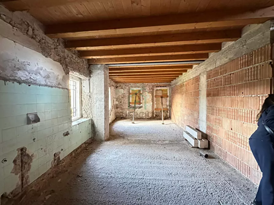 Immagine 36 di Casa bifamiliare in vendita  in Via San Felice Extra a Verona