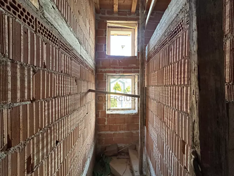 Immagine 37 di Casa bifamiliare in vendita  in Via San Felice Extra a Verona