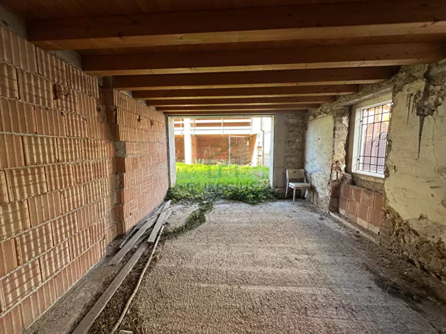 Immagine 39 di Casa bifamiliare in vendita  in Via San Felice Extra a Verona