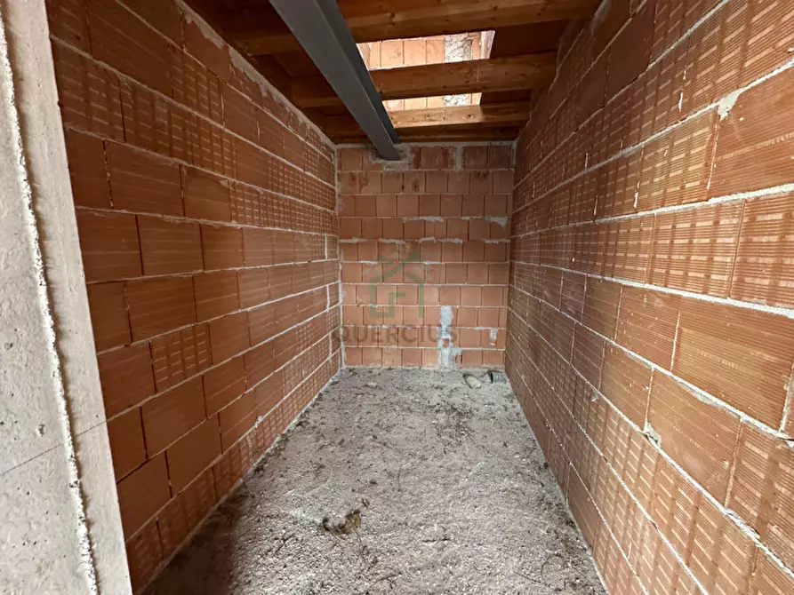 Immagine 43 di Casa bifamiliare in vendita  in Via San Felice Extra a Verona