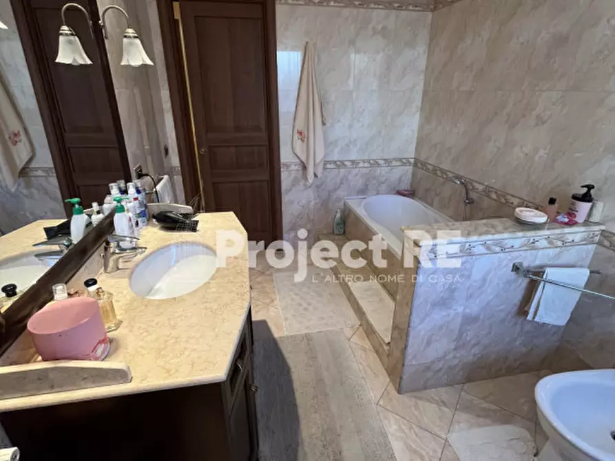 Immagine 24 di Appartamento in vendita  in Via Tronco Vito a Reggio Di Calabria