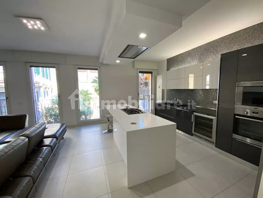 Immagine 9 di Appartamento in vendita  a Padova