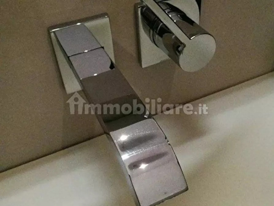 Immagine 15 di Appartamento in vendita  a Padova