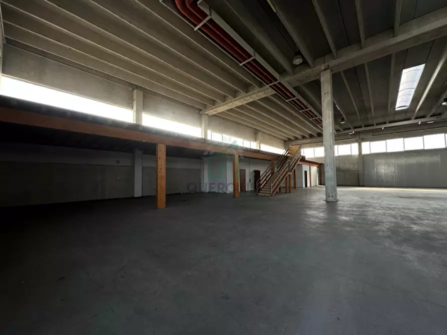 Immagine 15 di Capannone industriale in affitto  in Strada Nuova Padovana a Arcole