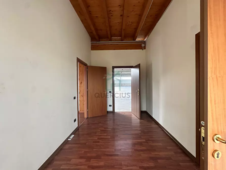 Immagine 19 di Capannone industriale in affitto  in Strada Nuova Padovana a Arcole