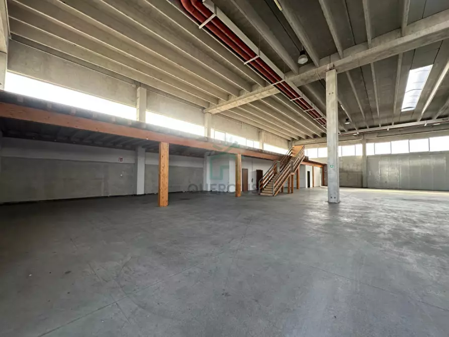 Immagine 27 di Capannone industriale in affitto  in Strada Nuova Padovana a Arcole