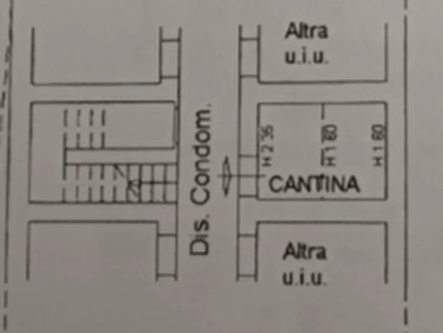 Immagine 18 di Appartamento in vendita  in San Martino a San Remo