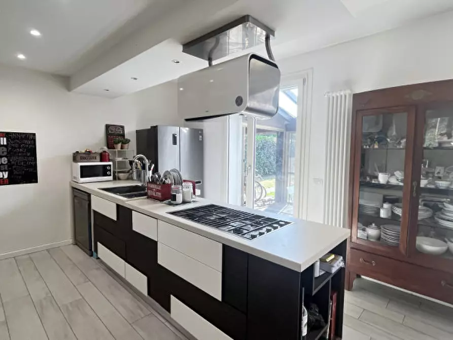 Immagine 6 di Villa in vendita  in Via Aldo Moro a Assago