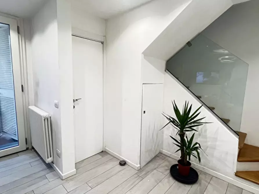 Immagine 10 di Villa in vendita  in Via Aldo Moro a Assago