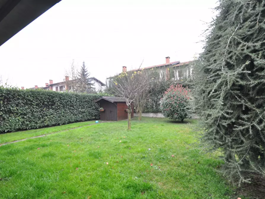 Immagine 19 di Villa in vendita  in Via Aldo Moro a Assago