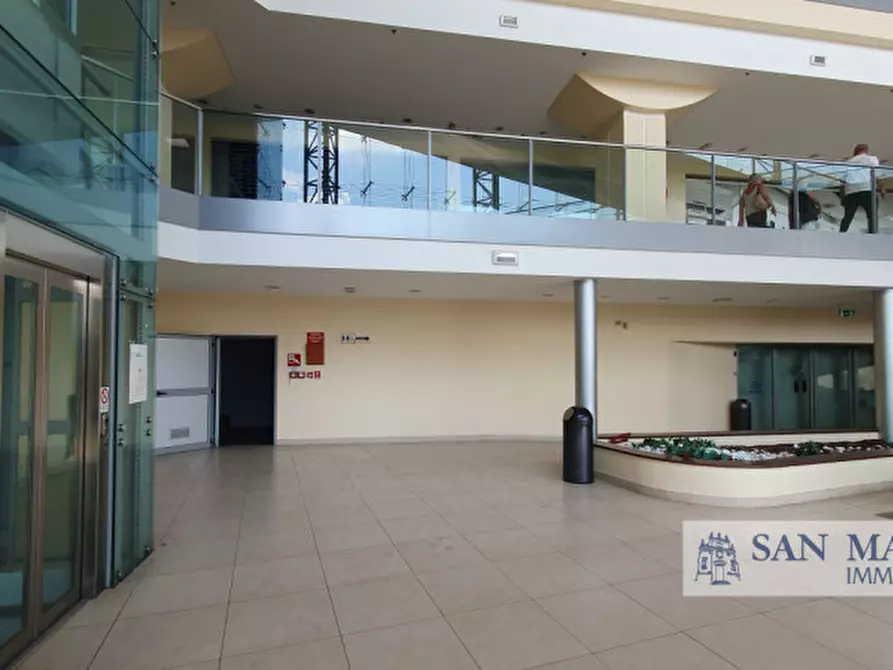 Immagine 16 di Ufficio in affitto  in via prasecco a Pordenone