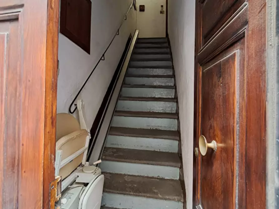 Immagine 4 di Villetta a schiera in vendita  in Via Roma a Cortona