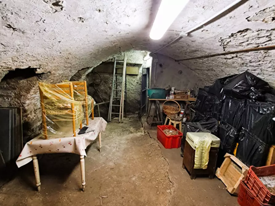 Immagine 17 di Villetta a schiera in vendita  in Via Roma a Cortona