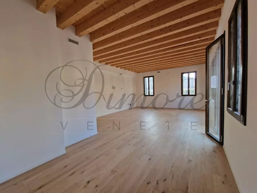 Immagine 28 di Appartamento in vendita  in piazza martiri della liberta' a Mirano