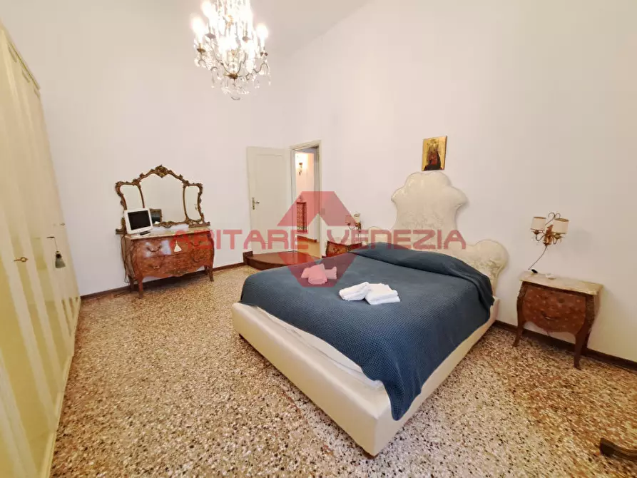 Immagine 16 di Appartamento in vendita  in Campo San Fantin a Venezia