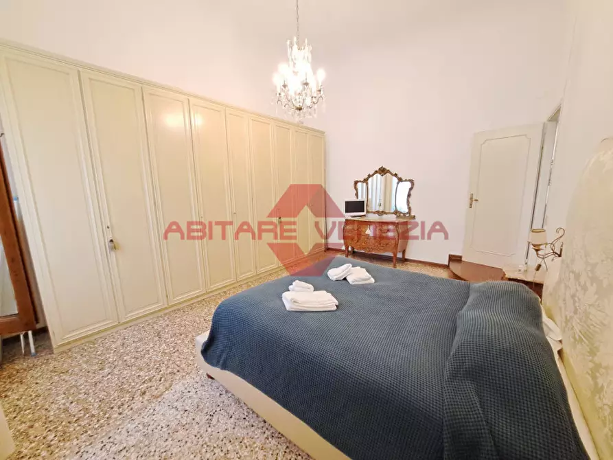 Immagine 17 di Appartamento in vendita  in Campo San Fantin a Venezia