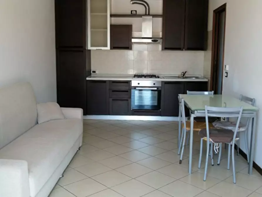 Immagine 10 di Appartamento in vendita  in Via Medole a Castiglione Delle Stiviere