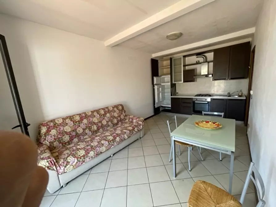 Immagine 11 di Appartamento in vendita  in Via Medole a Castiglione Delle Stiviere