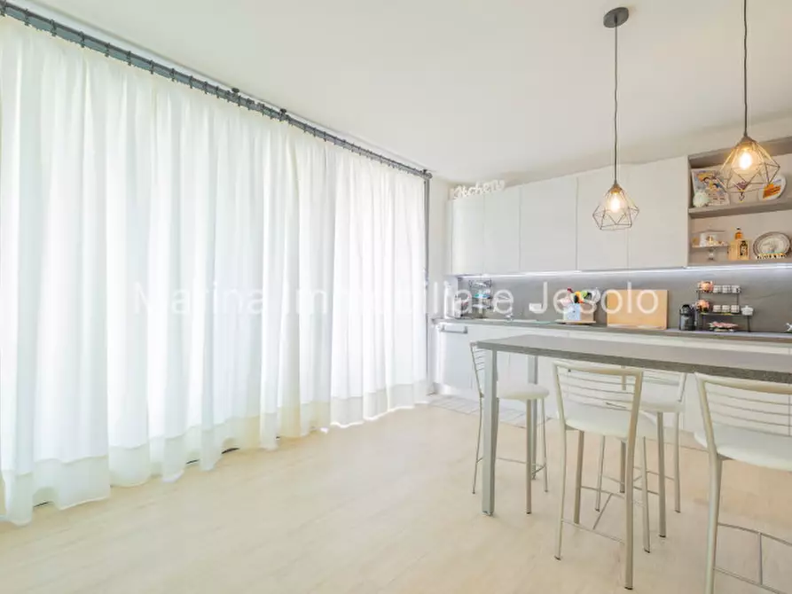 Immagine 9 di Appartamento in vendita  in via giacomo leopardi a Jesolo