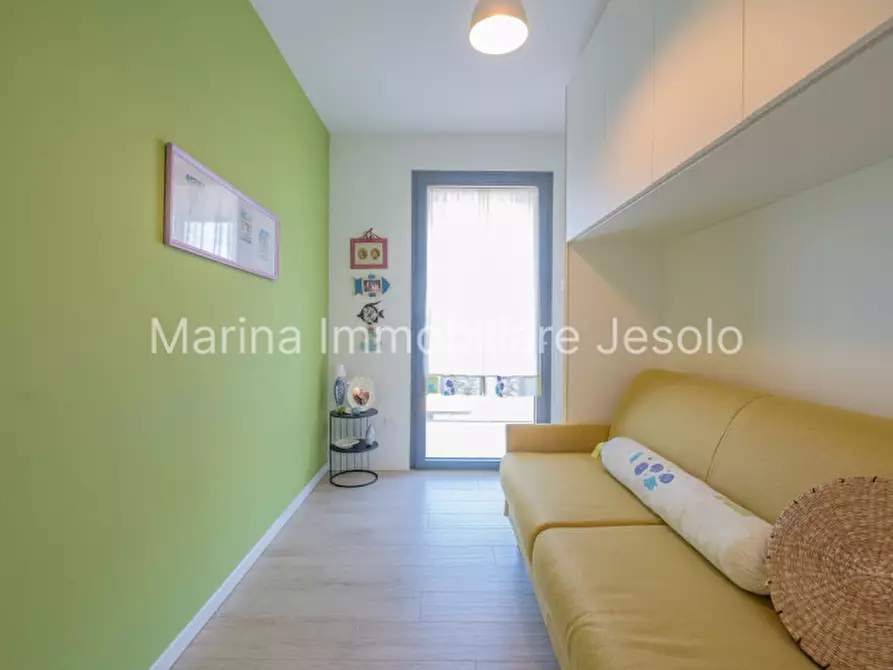 Immagine 17 di Appartamento in vendita  in via giacomo leopardi a Jesolo