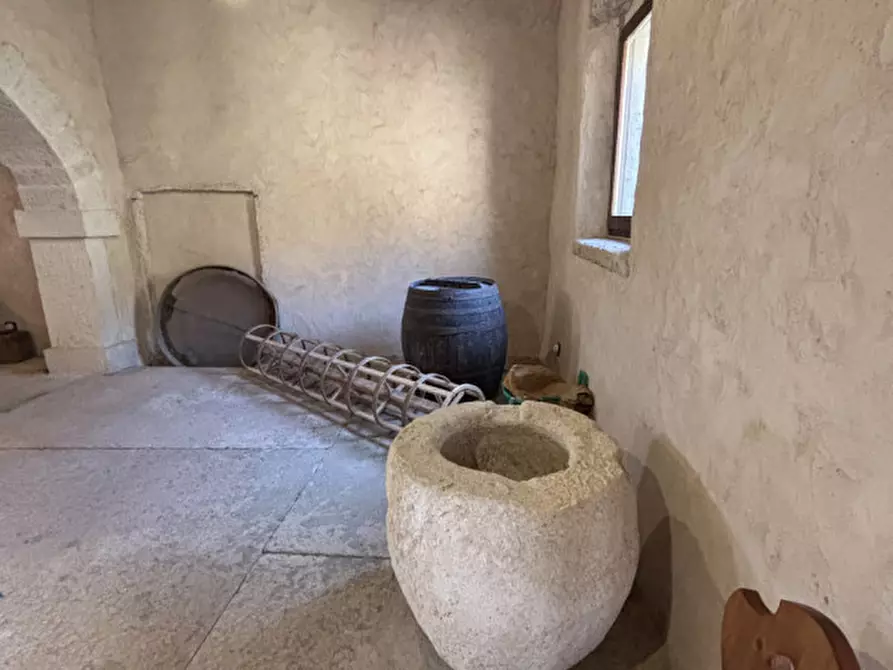 Immagine 38 di Rustico / casale in vendita  in Loc Veraghi a Fumane