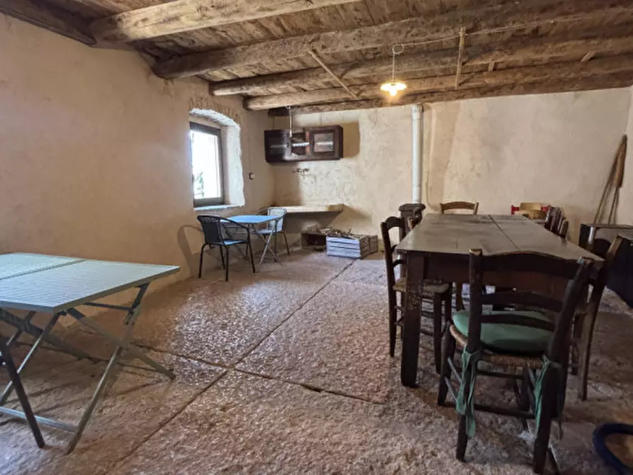 Immagine 56 di Rustico / casale in vendita  in Loc Veraghi a Fumane