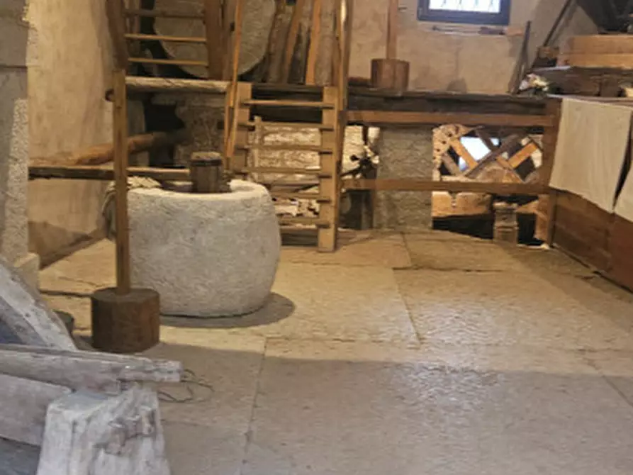 Immagine 62 di Rustico / casale in vendita  in Loc Veraghi a Fumane