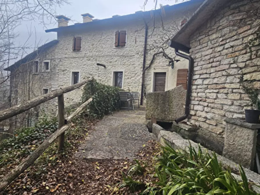 Immagine 67 di Rustico / casale in vendita  in Loc Veraghi a Fumane