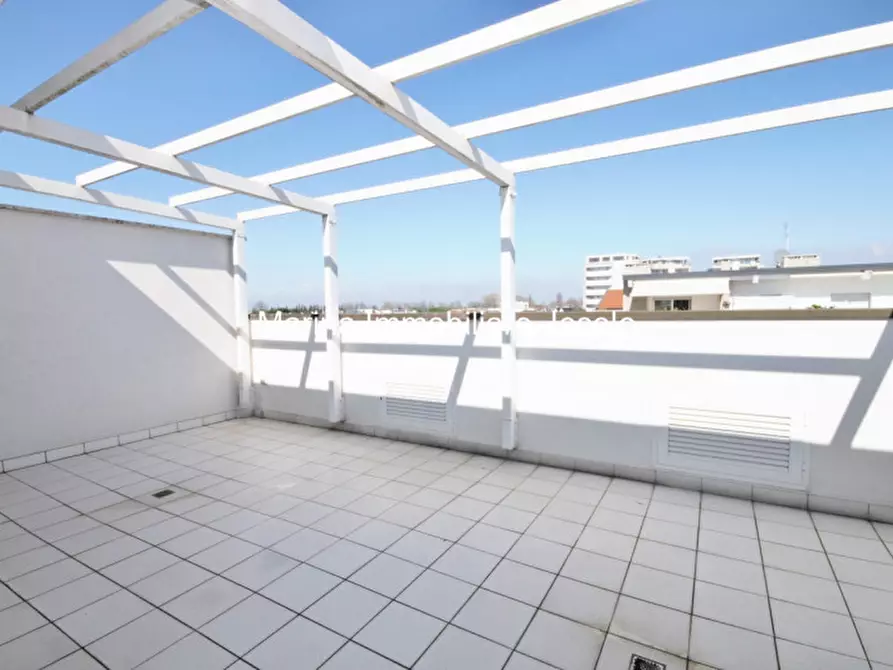 Immagine 19 di Attico in vendita  in via firenze a Jesolo