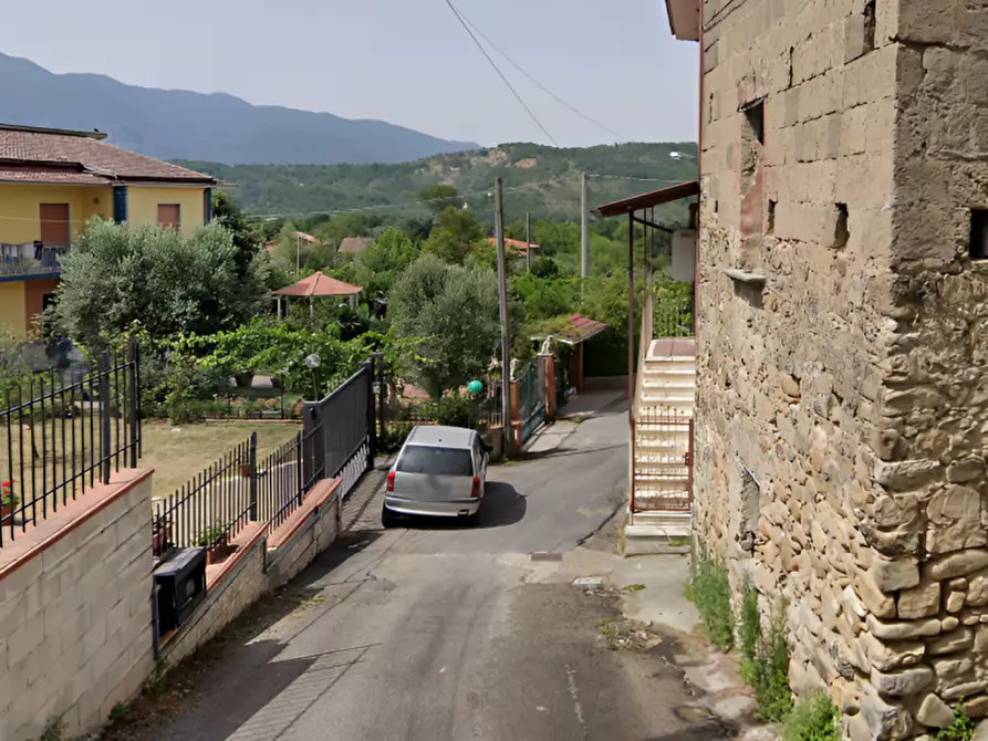 Immagine 7 di Appartamento in vendita  in Via Paradisi a Ceppaloni