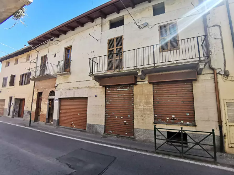 Immagine 2 di Palazzo in vendita  in Via Pietro Fontana 28 a Feletto