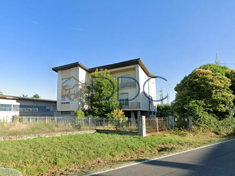 Immagine 2 di Palazzo in vendita  in Via Lombardore 255 a Leini