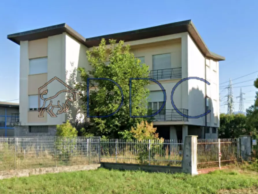 Immagine 3 di Palazzo in vendita  in Via Lombardore 255 a Leini