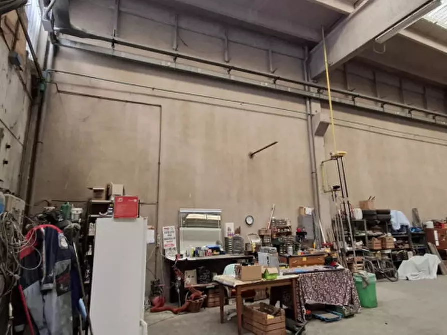 Immagine 4 di Capannone industriale in vendita  in Via Radici in Monte a Castellarano