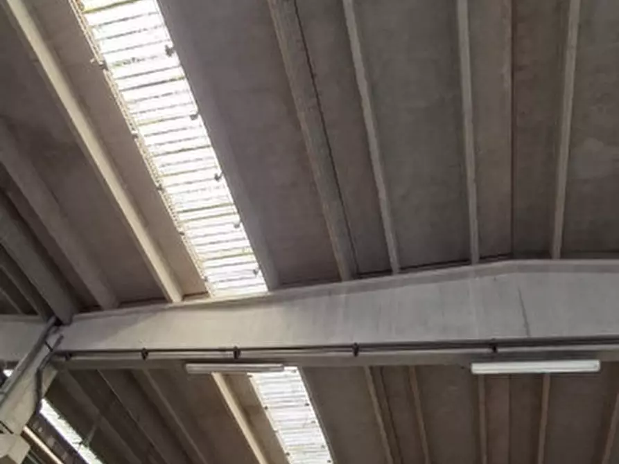 Immagine 7 di Capannone industriale in vendita  in Via Radici in Monte a Castellarano