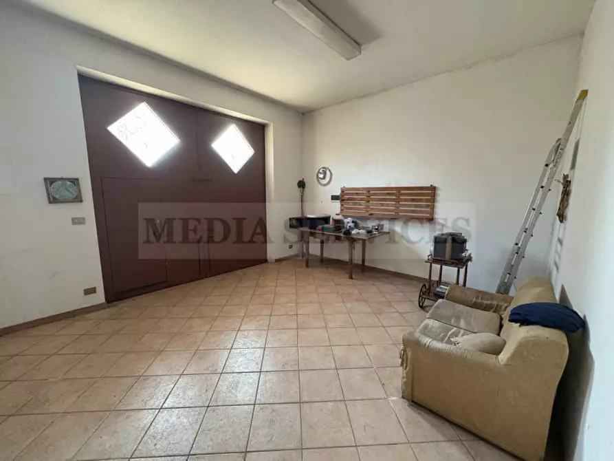 Immagine 24 di Villa in vendita  in via Primo Maggio n° 3 a Garlasco