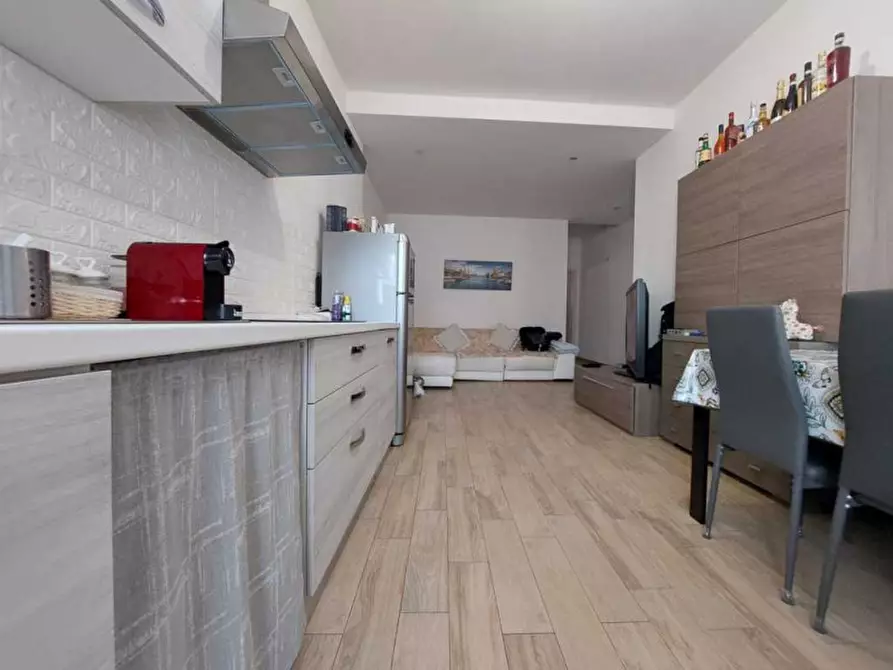 Immagine 3 di Appartamento in vendita  in Via Giuseppe Mazzini a Villafranca Di Verona