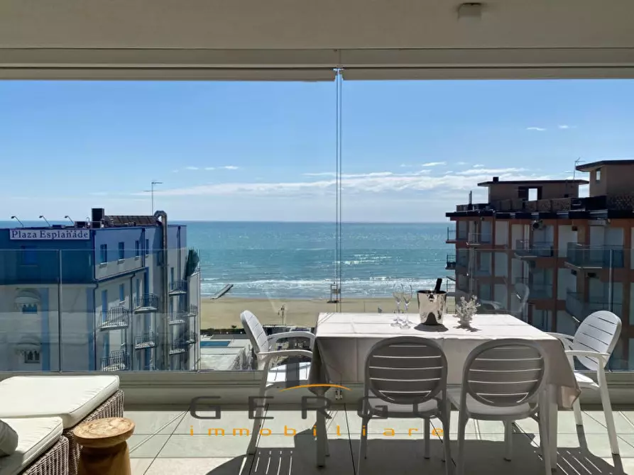 Immagine 16 di Attico in vendita  in Via Andrea Bafile a Jesolo