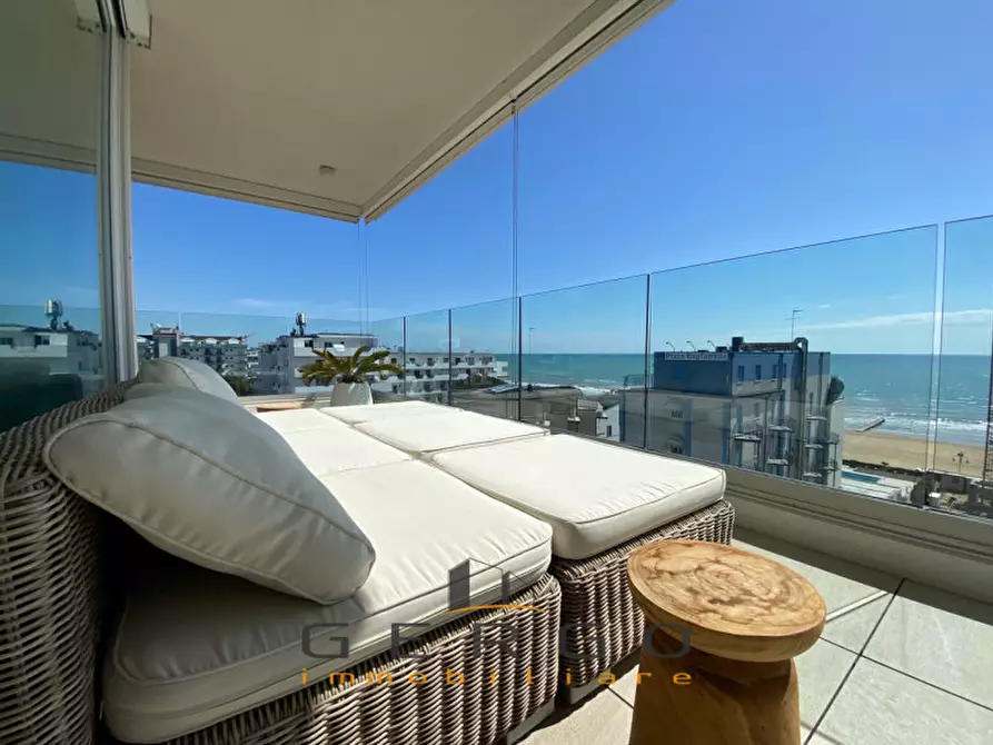 Immagine 24 di Attico in vendita  in Via Andrea Bafile a Jesolo