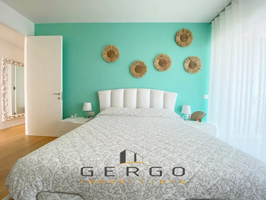 Immagine 28 di Attico in vendita  in Via Andrea Bafile a Jesolo