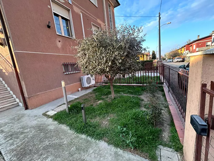 Immagine 20 di Appartamento in vendita  in Via Firenze a Sorbolo Mezzani