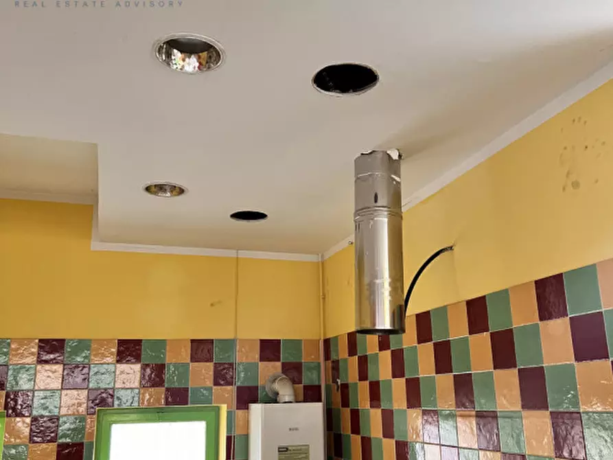 Immagine 13 di Negozio in affitto  in Viale Colli 23 a Rivoli