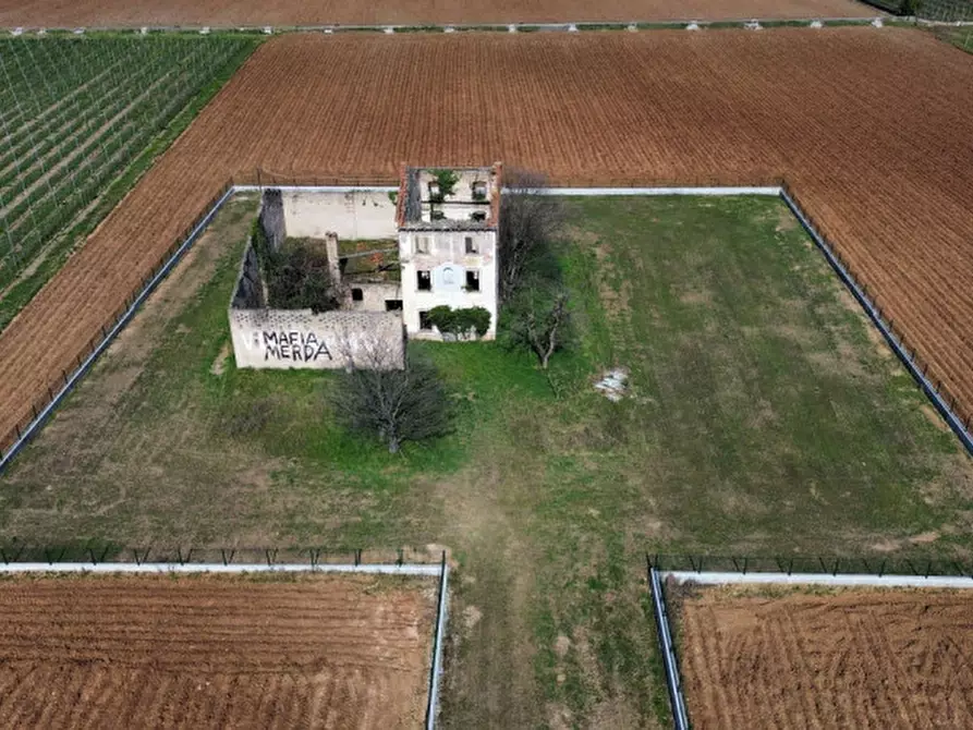 Immagine 2 di Rustico / casale in vendita  in LOCALITA CHIALBERINO a Bussolengo