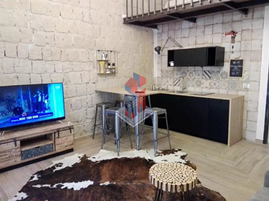 Immagine 4 di Appartamento in vendita  in CORSO UMBERTO I (immediate adiacenze) a Napoli