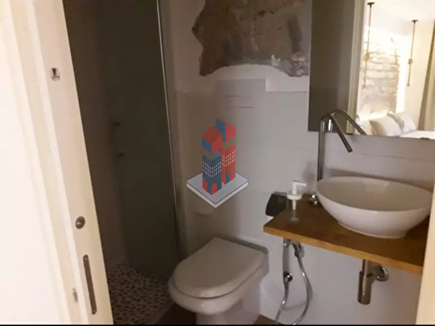 Immagine 11 di Appartamento in vendita  in CORSO UMBERTO I (immediate adiacenze) a Napoli