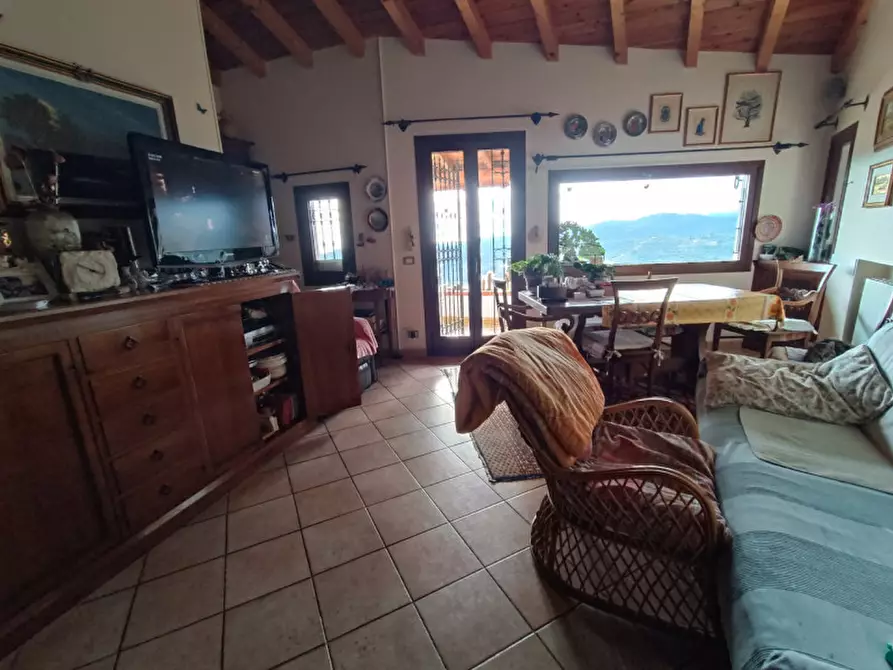 Immagine 4 di Villa in vendita  in Vallebona a Vallebona