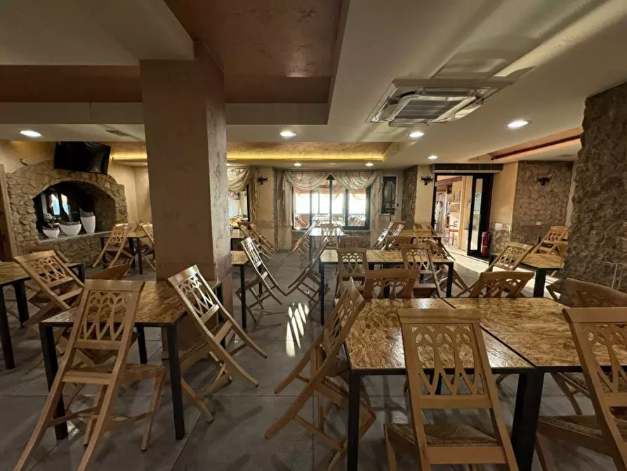 Immagine 7 di Attività commerciale in affitto  in Via Giuseppe Mazzini a Colognola Ai Colli