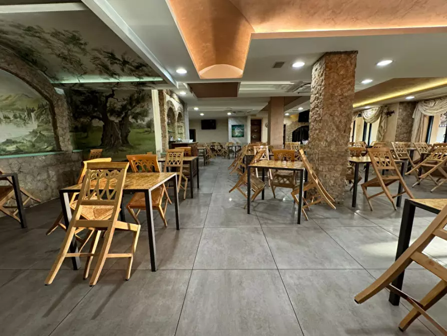 Immagine 10 di Attività commerciale in affitto  in Via Giuseppe Mazzini a Colognola Ai Colli