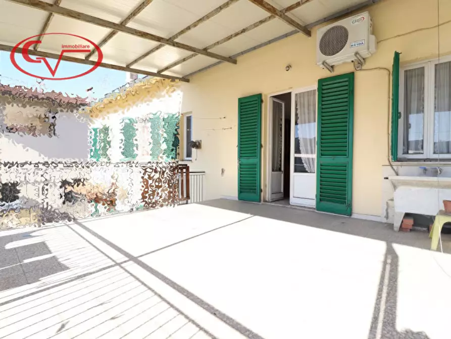 Immagine 4 di Casa bifamiliare in vendita  in stadio a Montevarchi