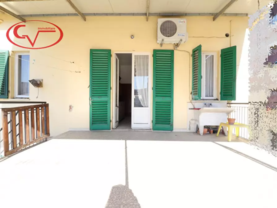 Immagine 5 di Casa bifamiliare in vendita  in stadio a Montevarchi